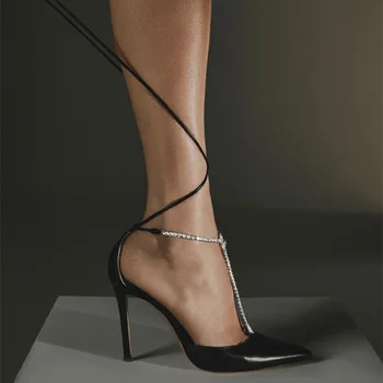 Блеск Кристалл Т-образным ремешком и острым носком с ремешками сандалии повязку горный хрусталь цепи натуральная кожа сандалии туфли на высоком каблуке женские 